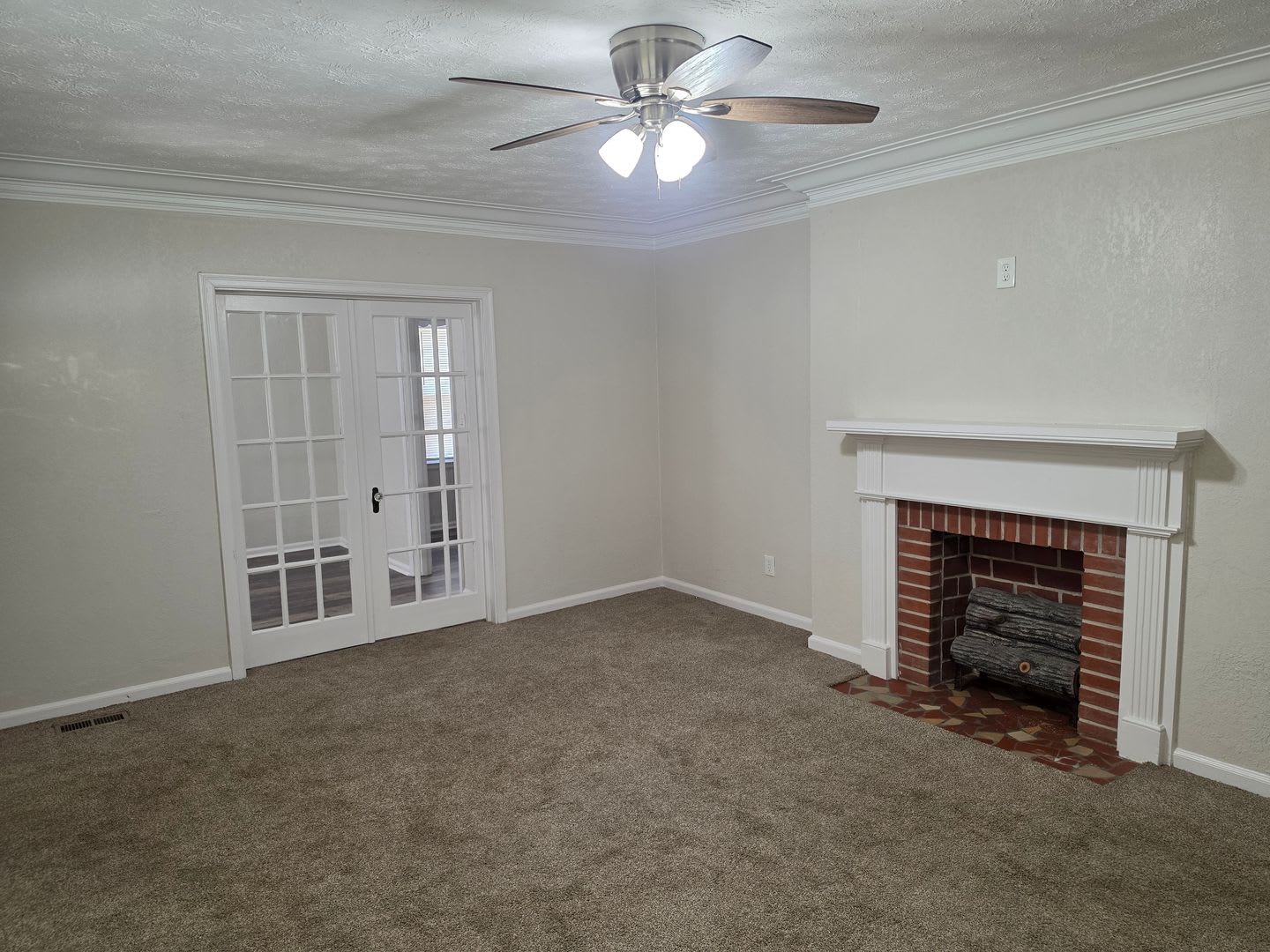 COMING SOON!!!!4BR/2Bath Midtown Columbus – photo 4