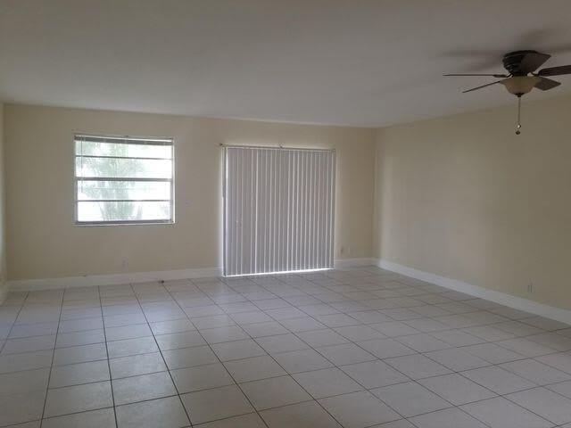 720 N Dixie Highway – photo 3