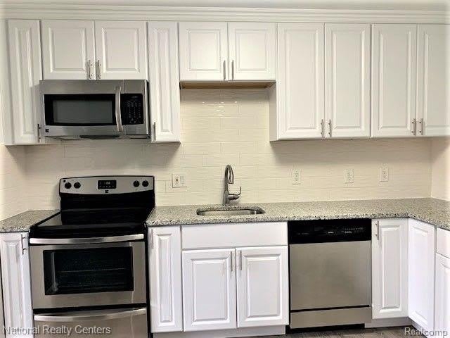 33853 PONDVIEW Circle – photo 4