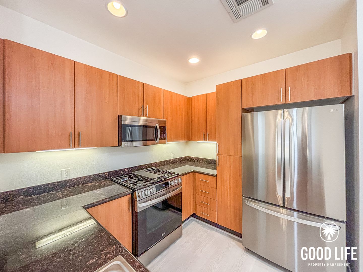 Sd Bright 2Bd 2Ba Condo In Downtown San Diego With Covered Balcony Community Gym In Unit Laundry – photo 2