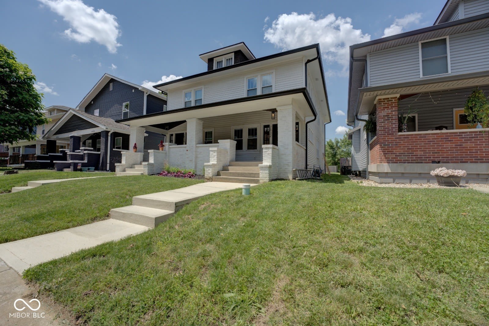 2832 N Park Avenue – photo 2