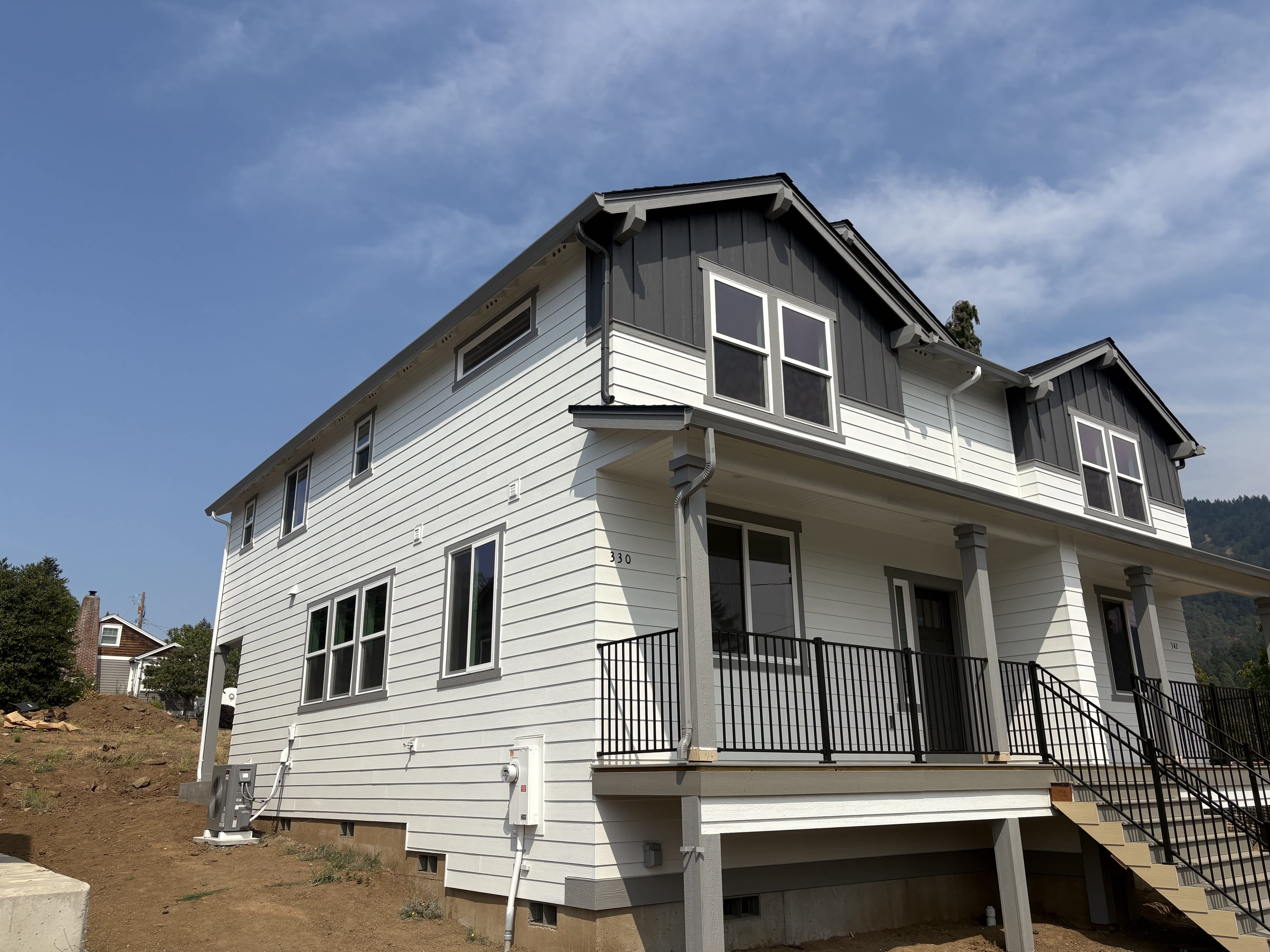 330 Ne Washington St – photo 1