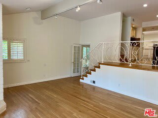 1586 Palisades Drive – photo 3