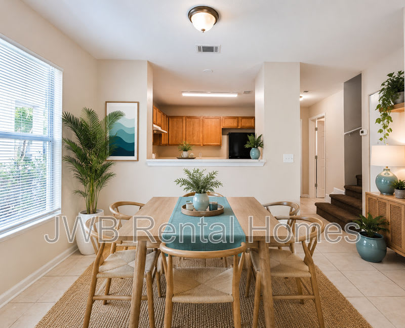 85 5Th St W – photo 5