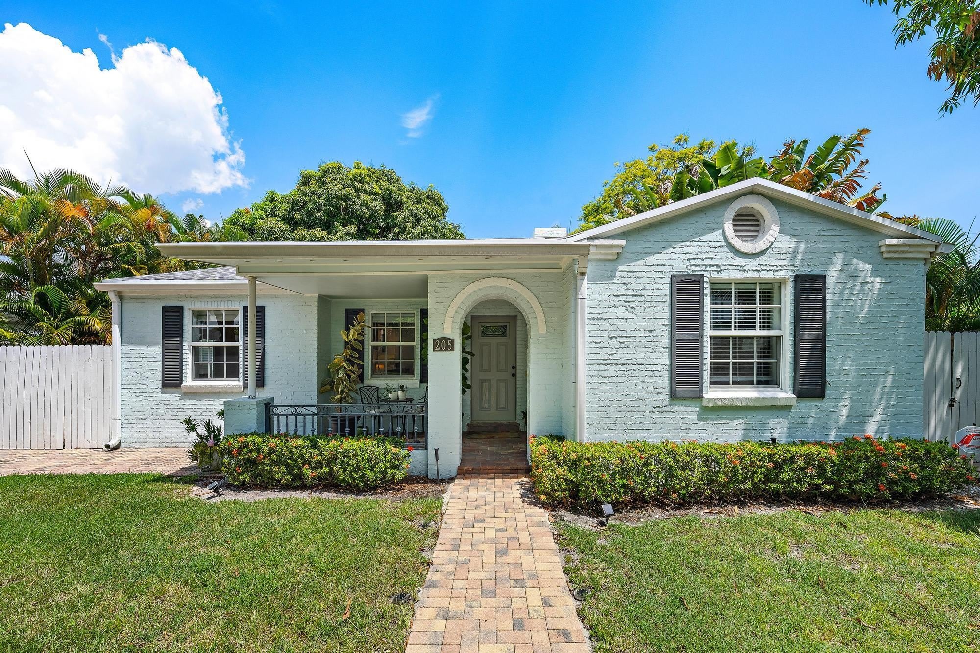205 Wenonah Place – photo 1
