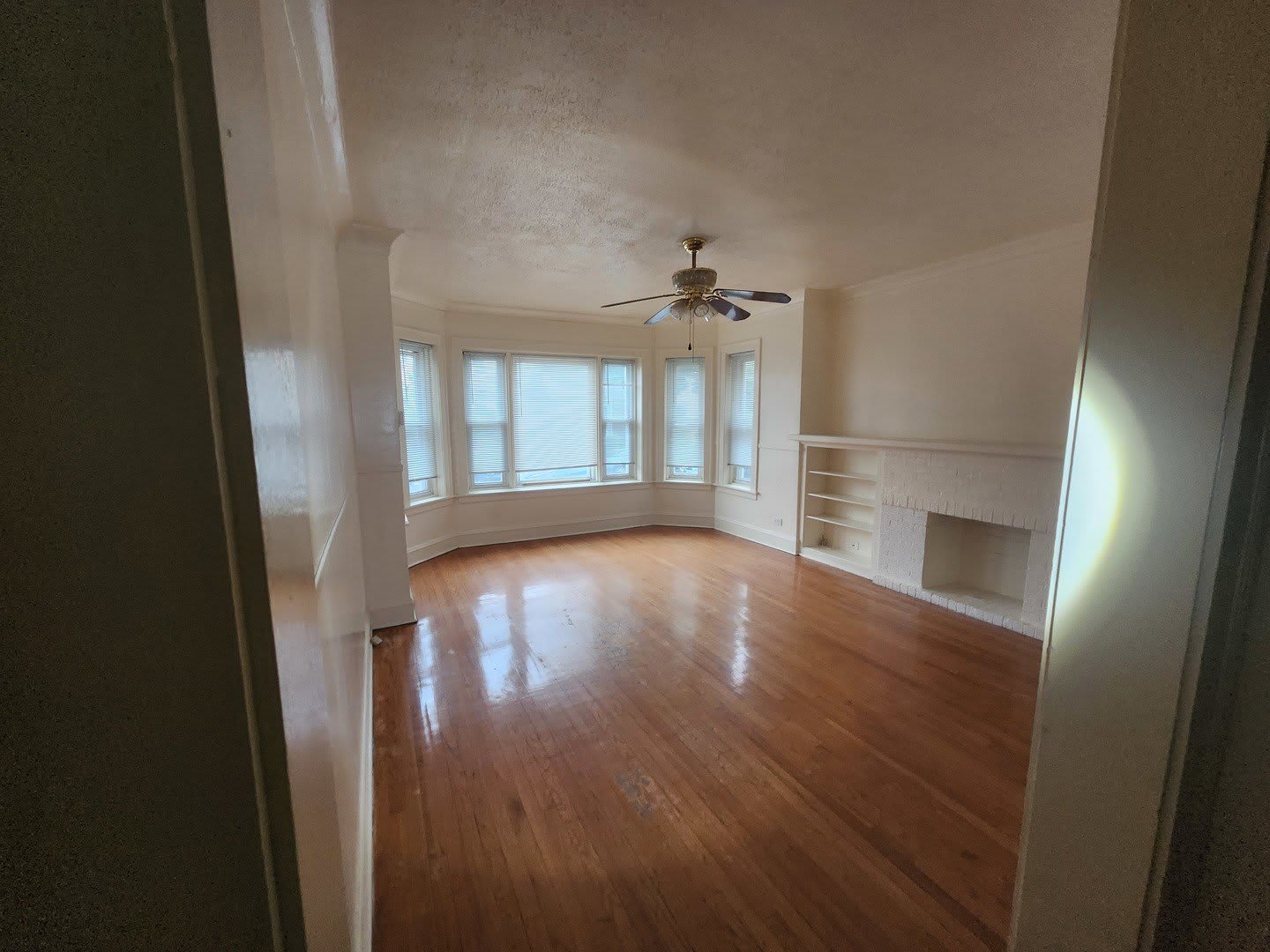 9202 S Loomis Street – photo 2