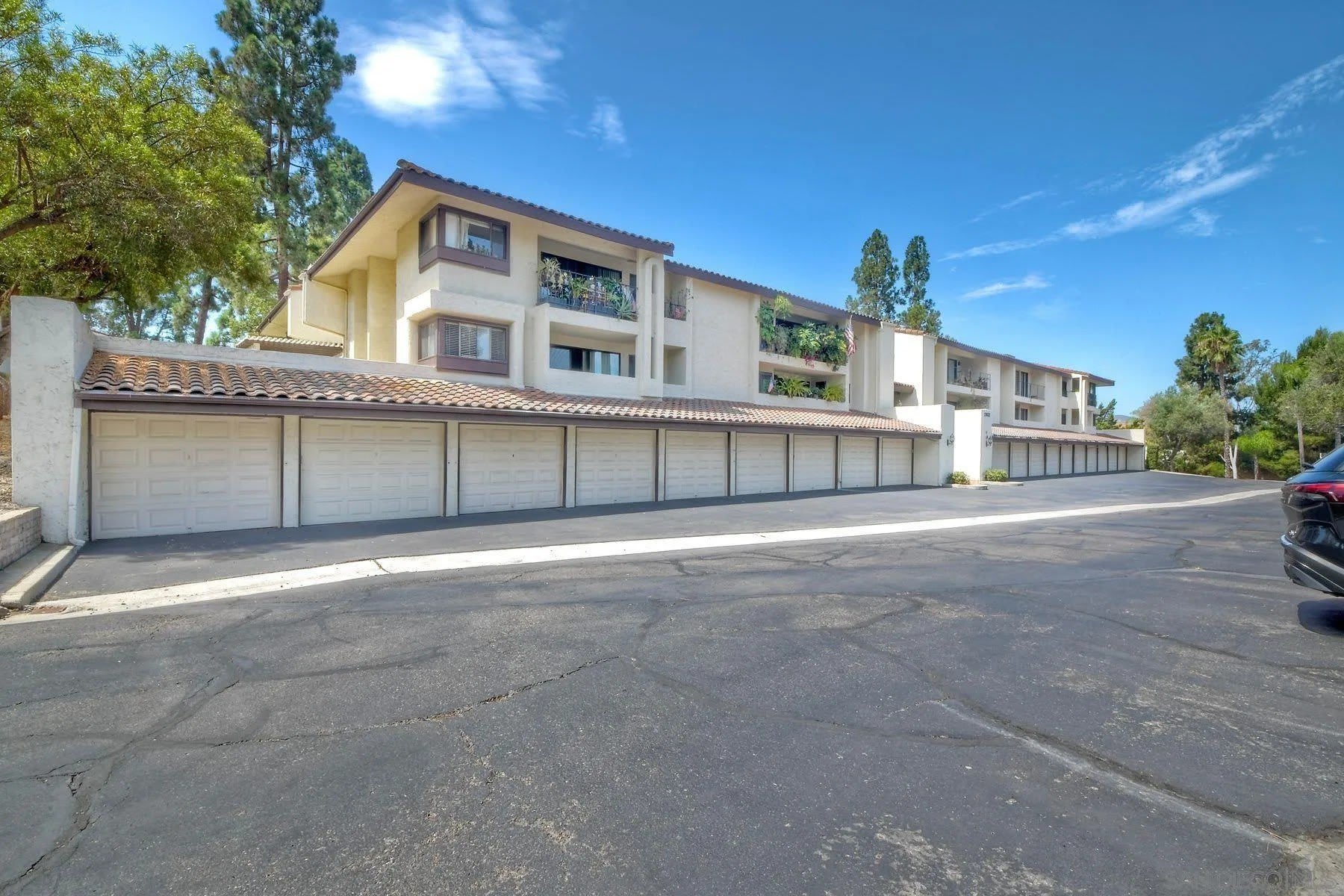 17637 Pomerado Road – photo 1