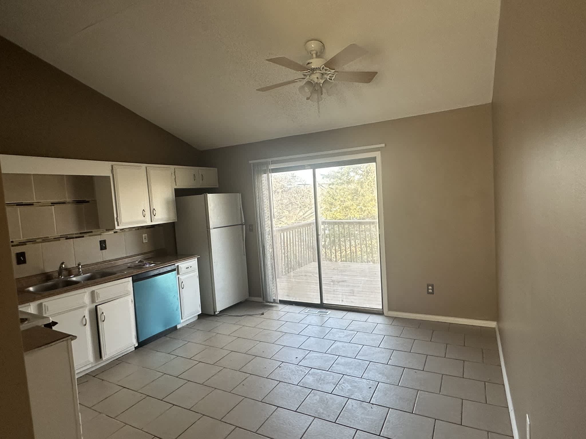 8456/58 Lane Drive – photo 5