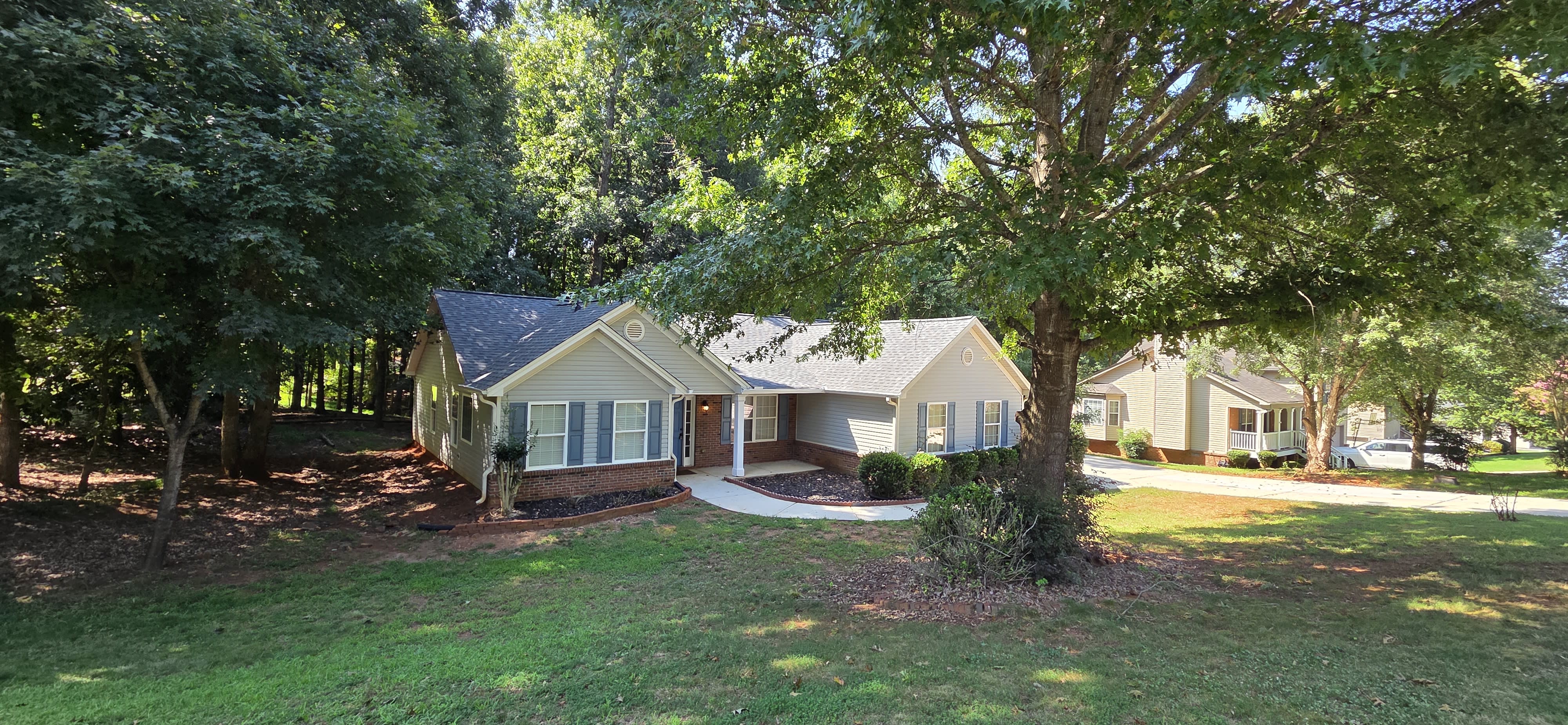 171 Laurel Oaks Lane – photo 2