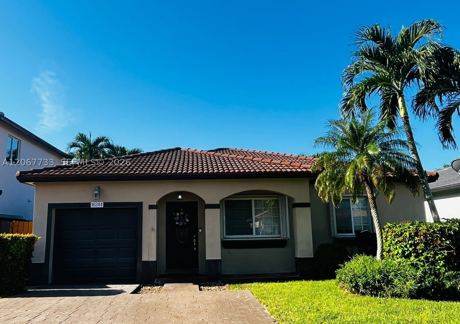 16244 SW 95th St – photo 3