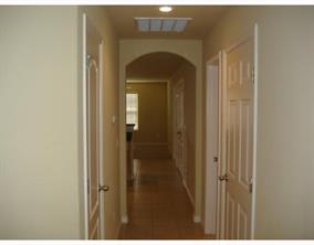 935 Kensington Drive – photo 2