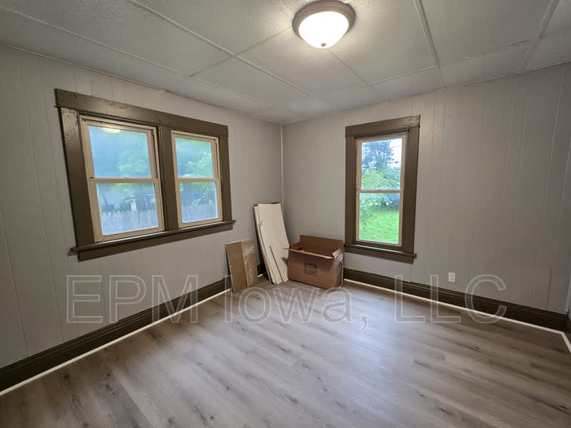 419 Bratnober Street – photo 4