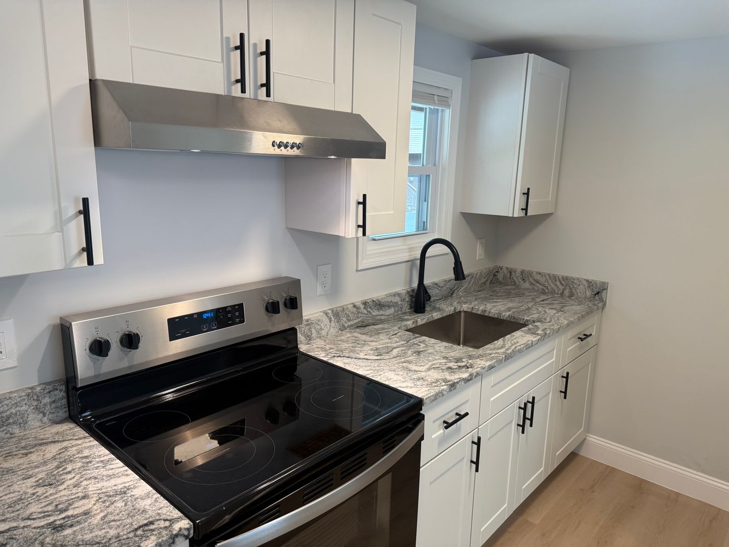 137 Temple Ave – photo 4