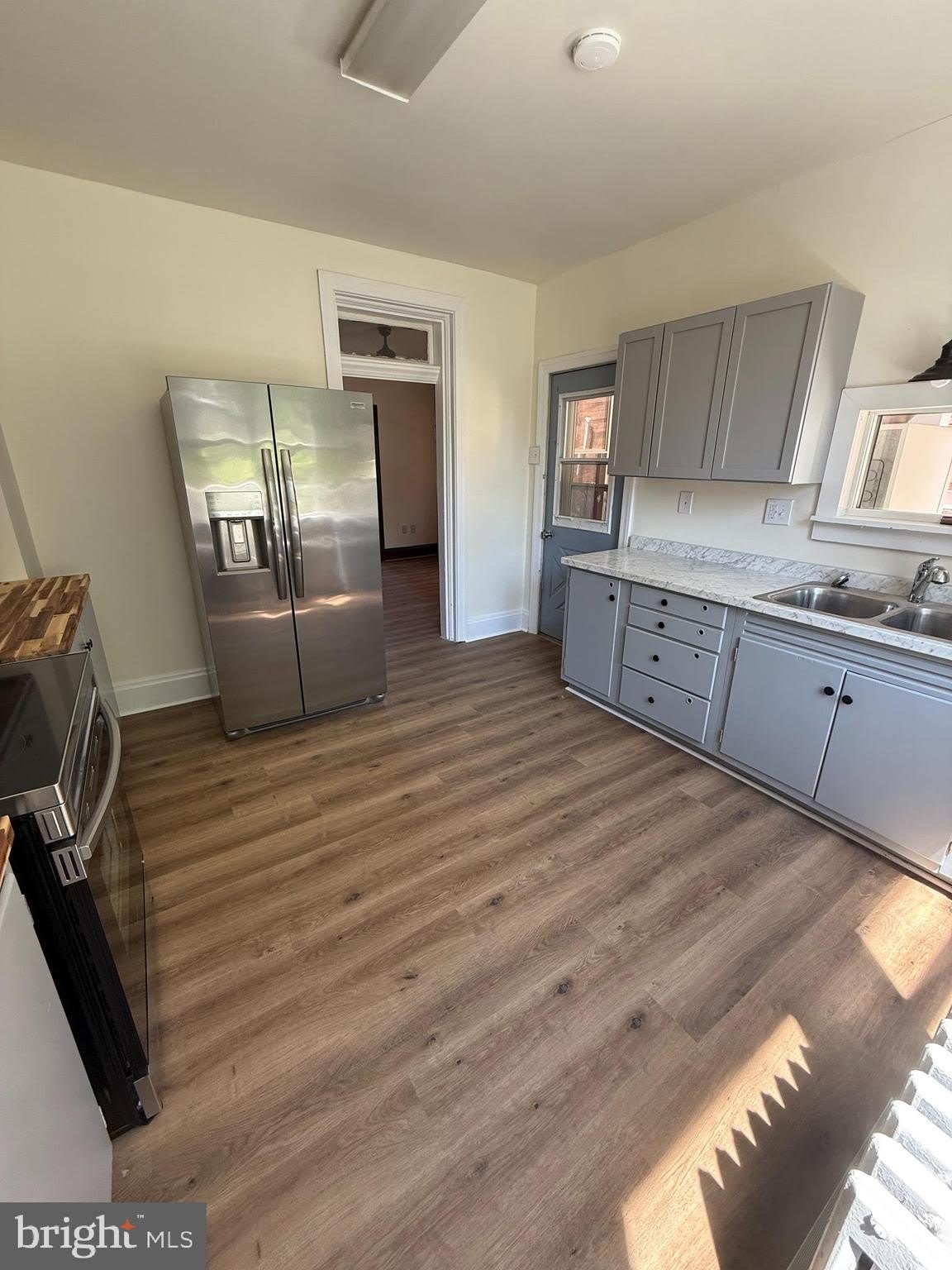 704 5TH Street – photo 3