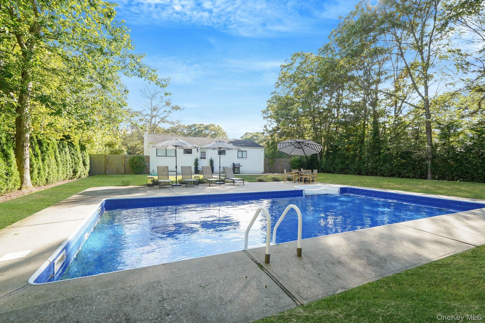 138 W Tiana Road – photo 1