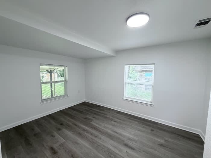 914 Locust Street – photo 4