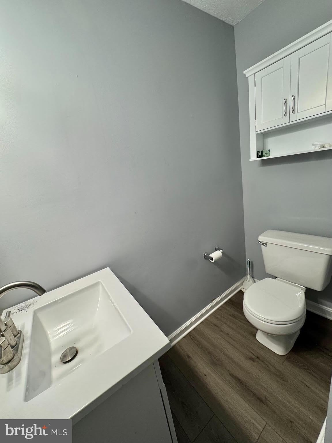 508 KINGDOM Court – photo 4