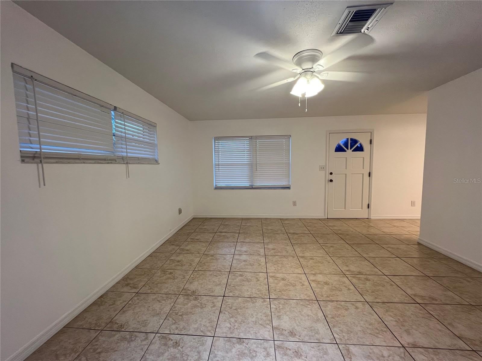 1238 WOODMERE DR – photo 2