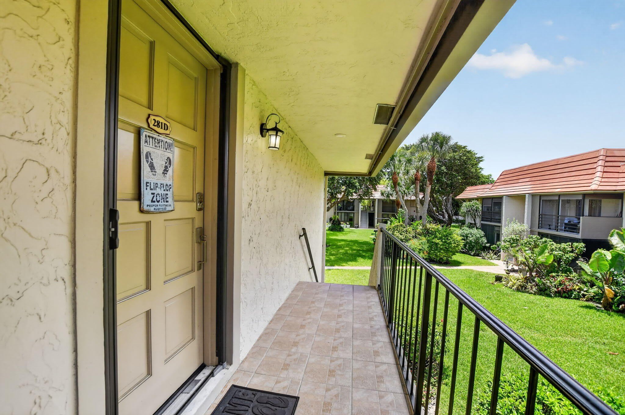 1050 NW 13th Street – photo 4