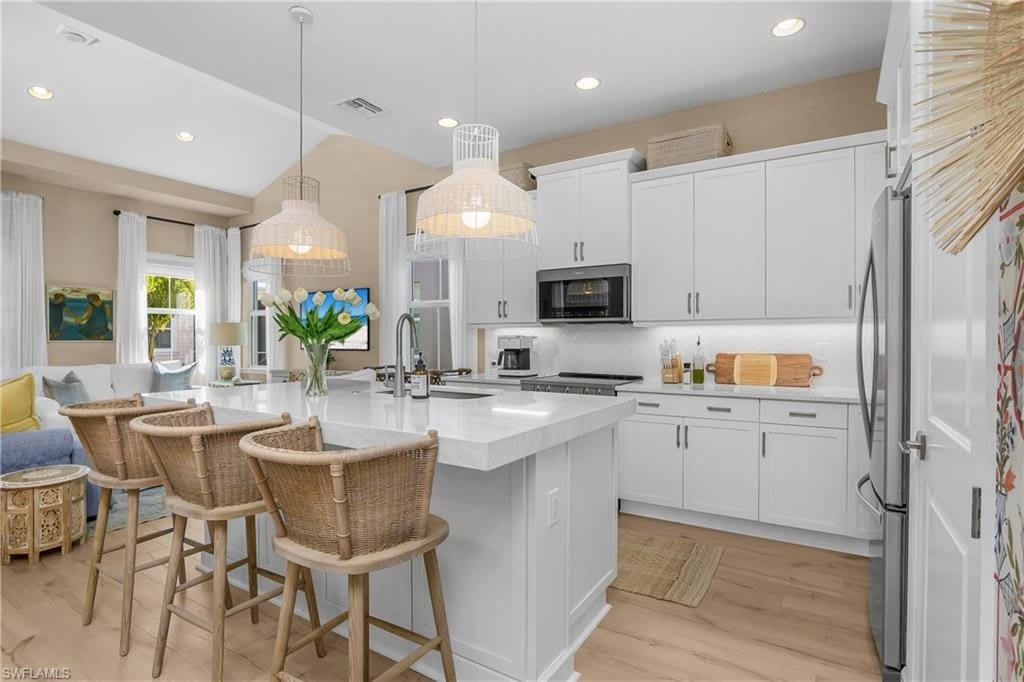 7286 Saona Ct – photo 5