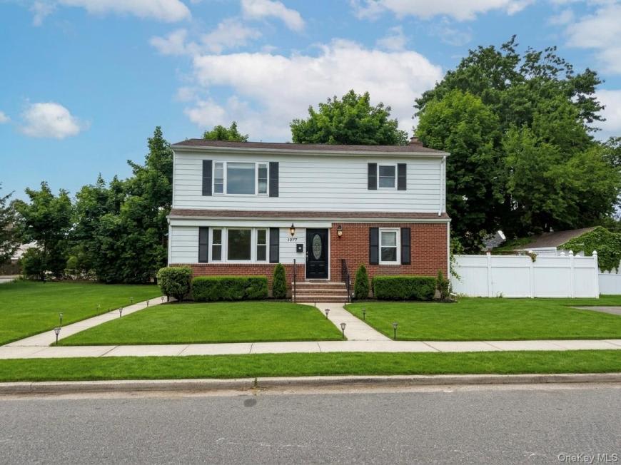 1077 Gerald – photo 2