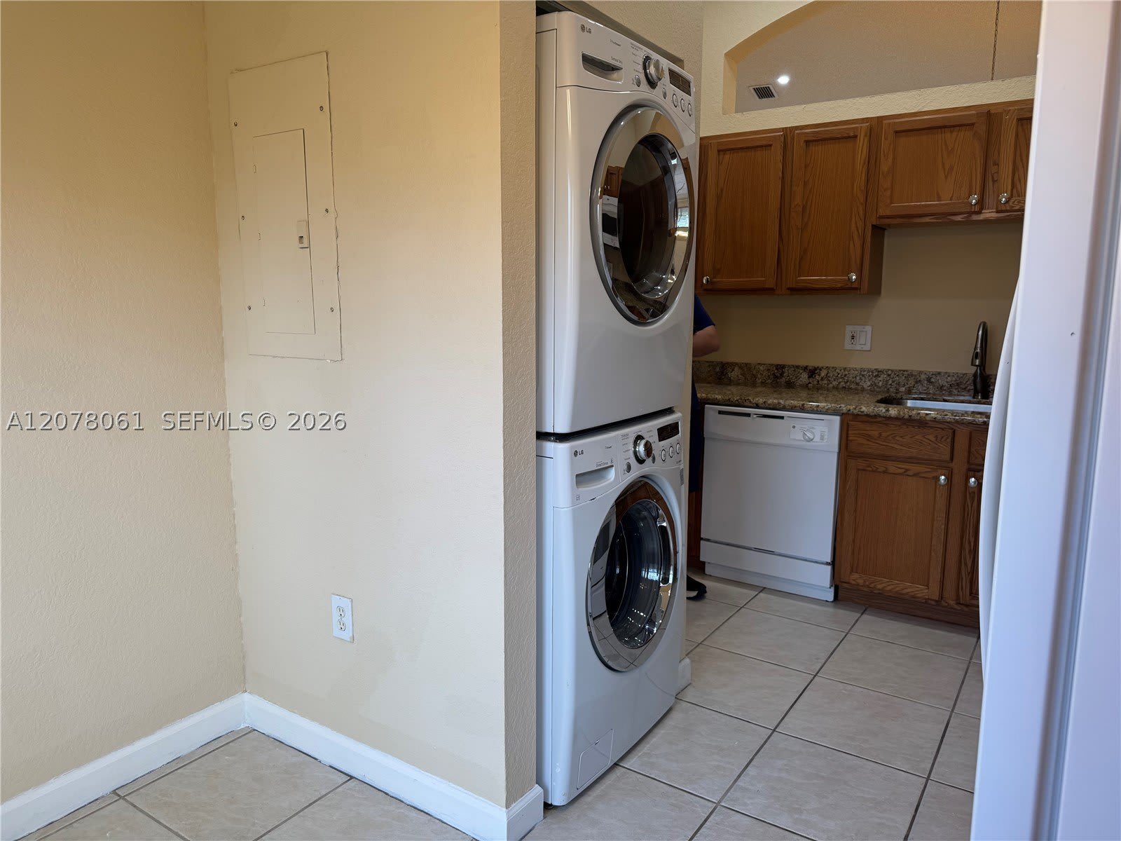 16320 SW 103rd Ter – photo 5
