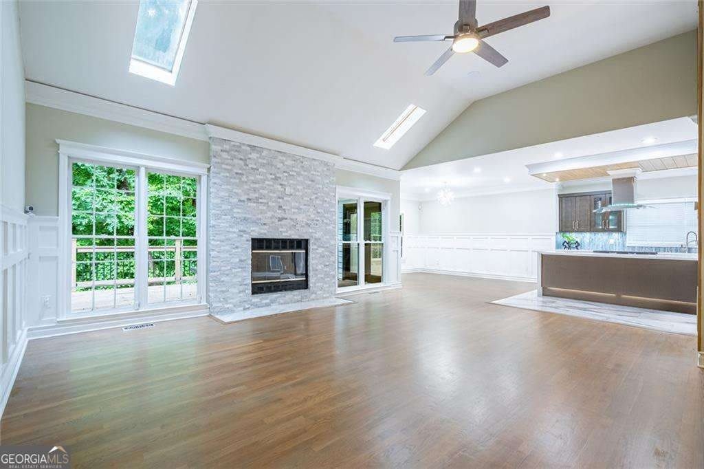 3924 Ashford Dunwood Road Ne – photo 5