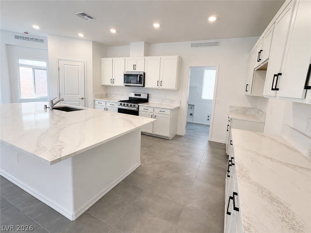 7443 Legacy Point Street – photo 2