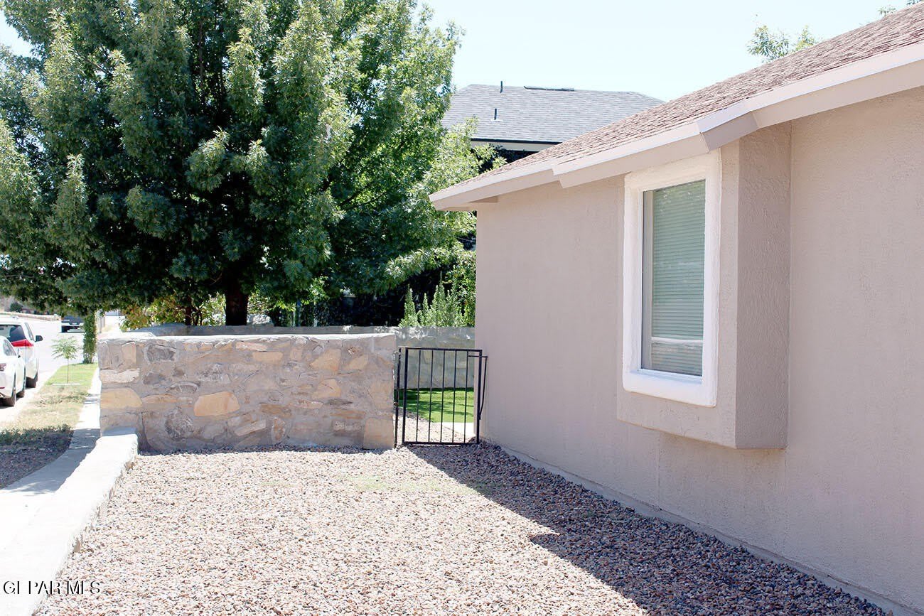5040 GOLD RANCH Avenue – photo 4