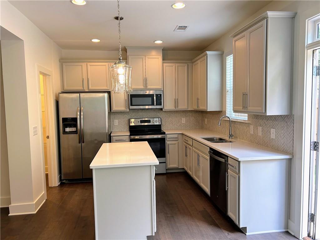5336 Brooklands Drive – photo 5
