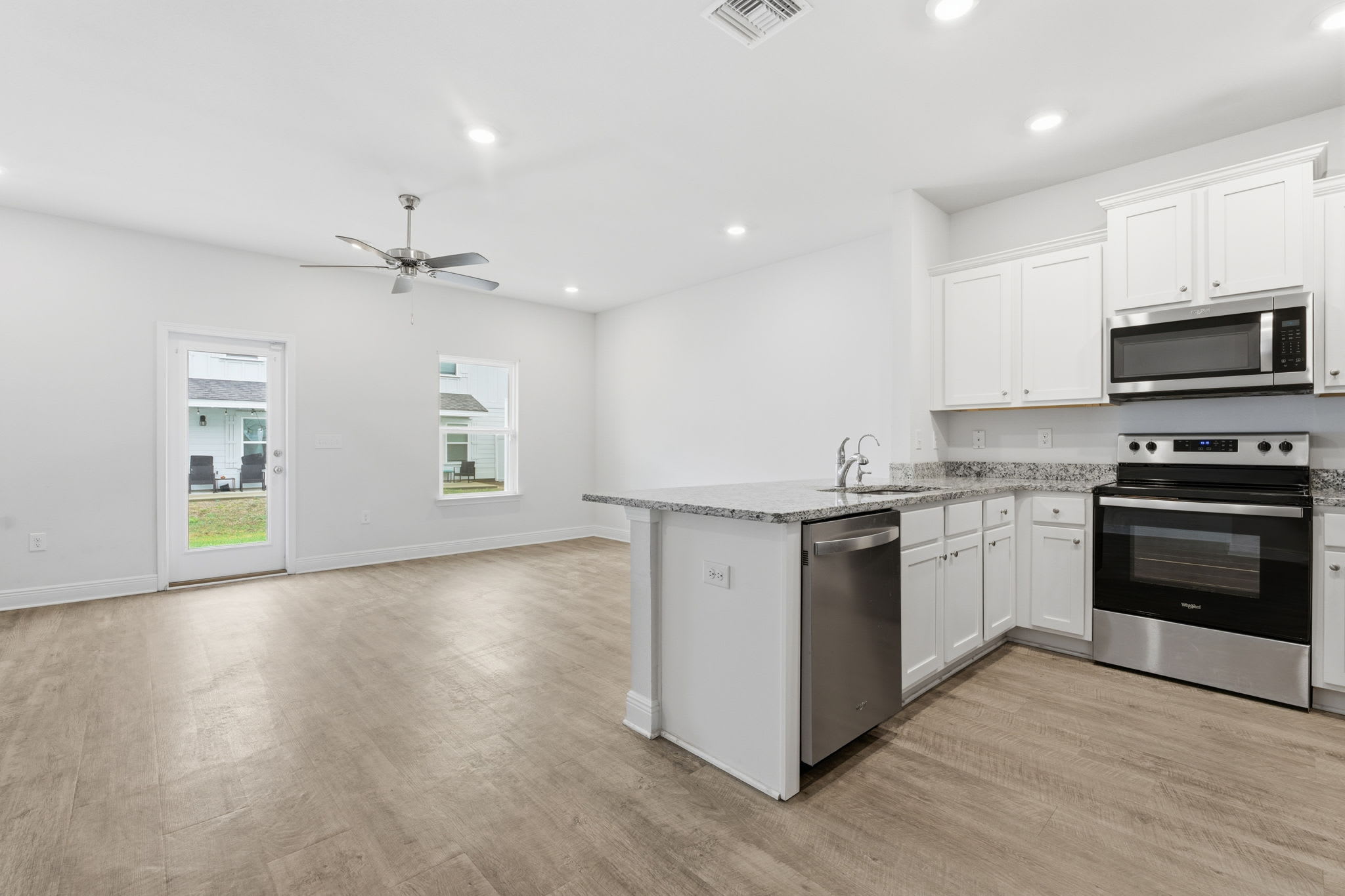 1678 Caleigh Court – photo 4