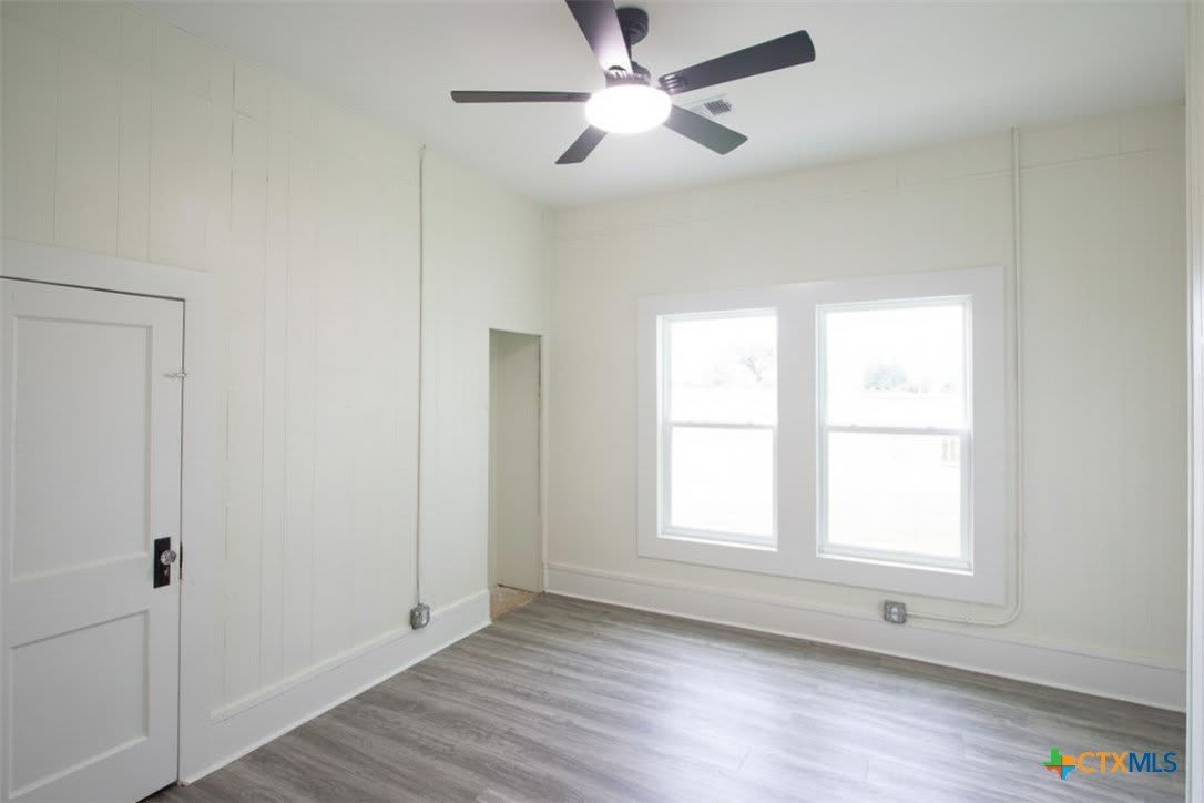 106 N Pear Street – photo 4