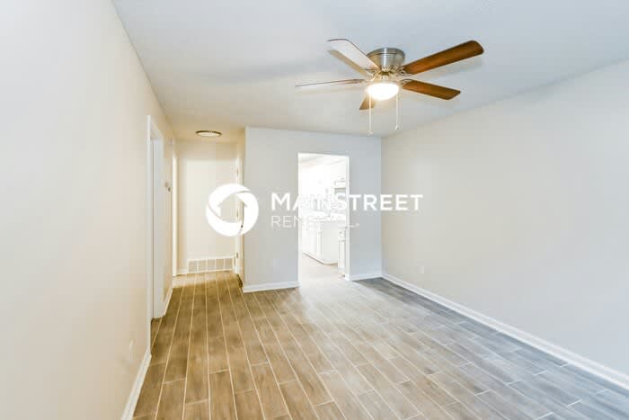 7190 Charlton Way – photo 3