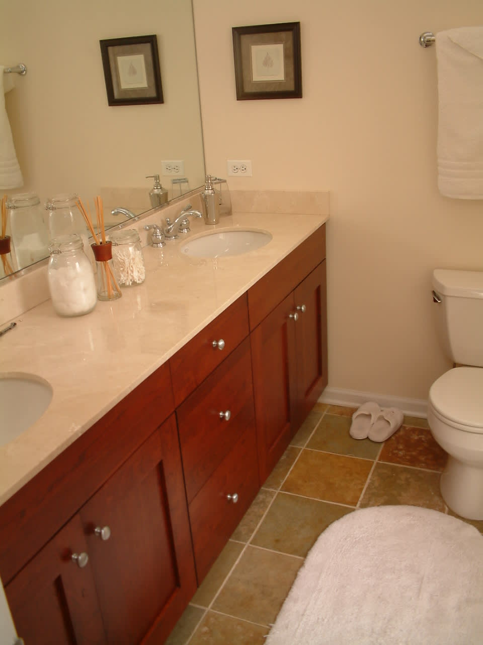1528 W Greenleaf Ave – photo 3