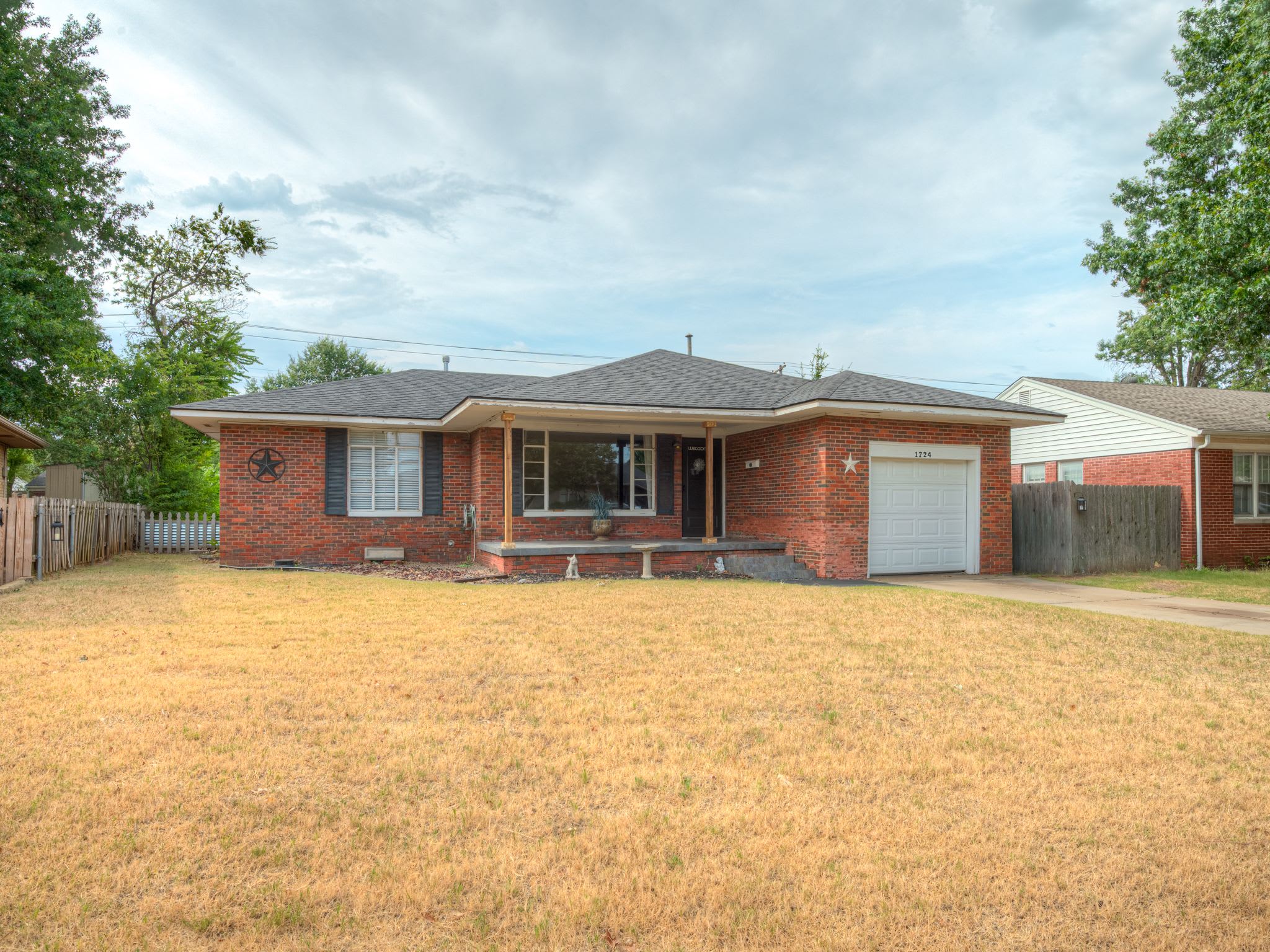 1724 Churchill Way – photo 3