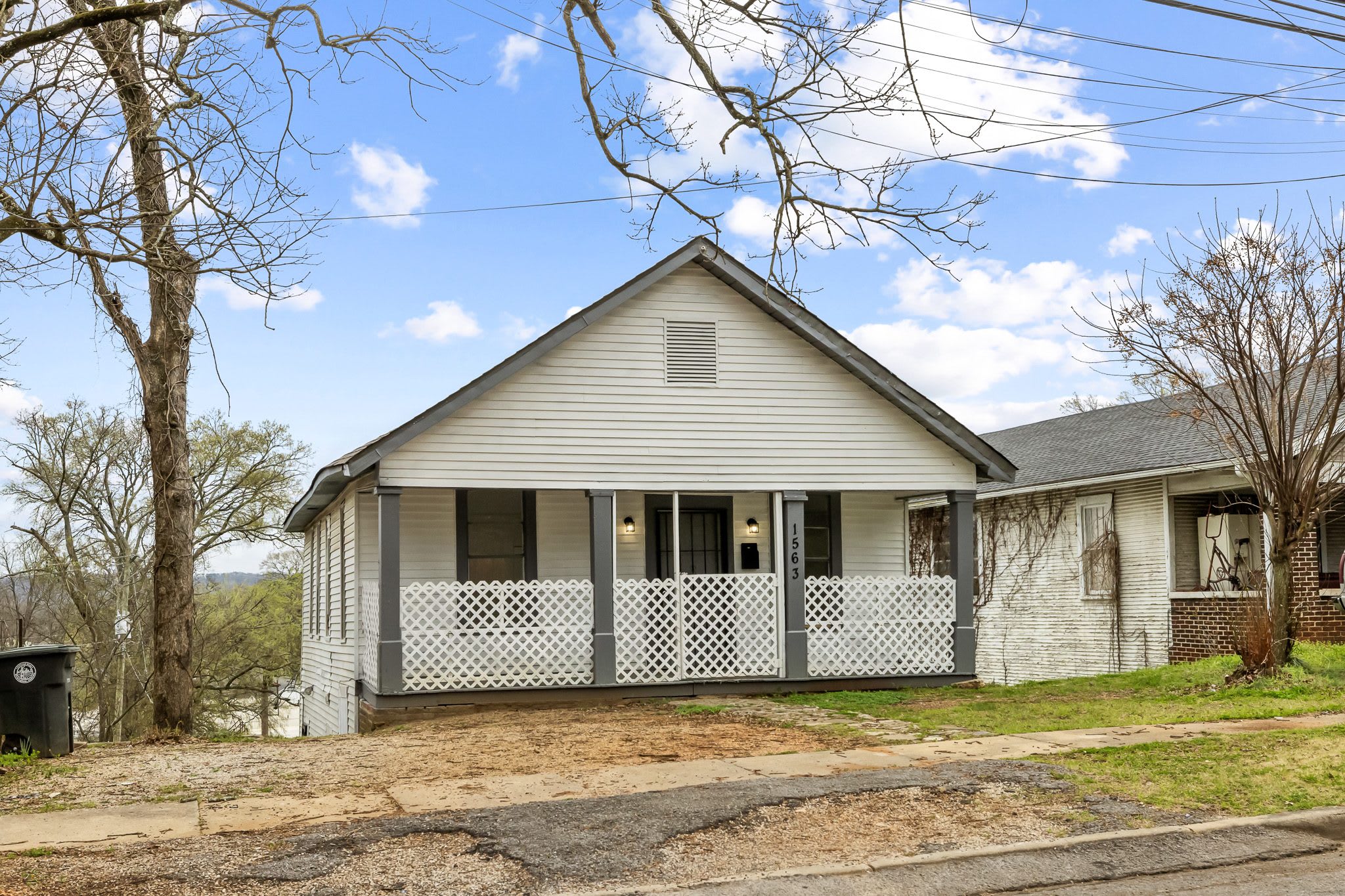 1563 Martin Ave – photo 3