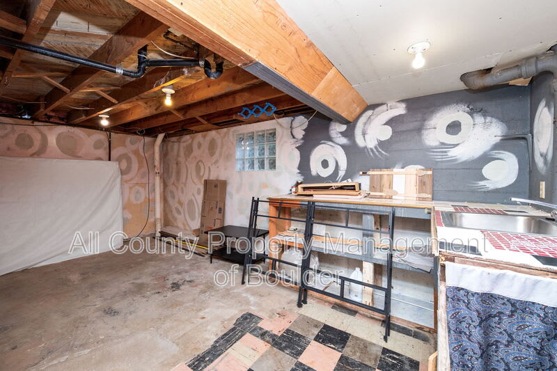 701 S MillerAve – photo 3