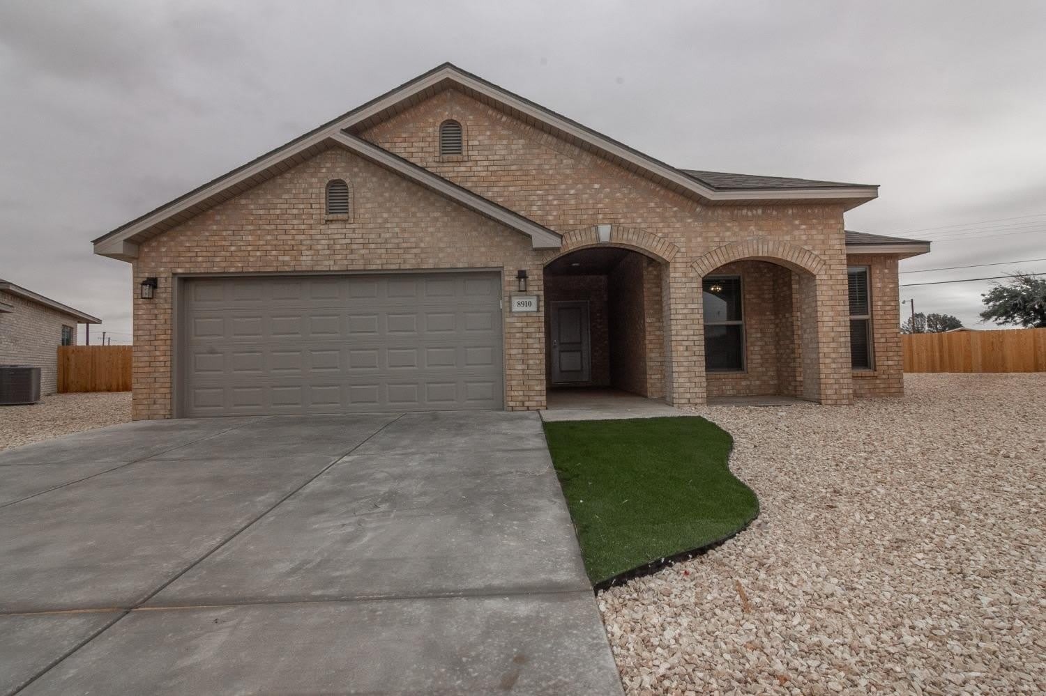 8910 20th Street – photo 1