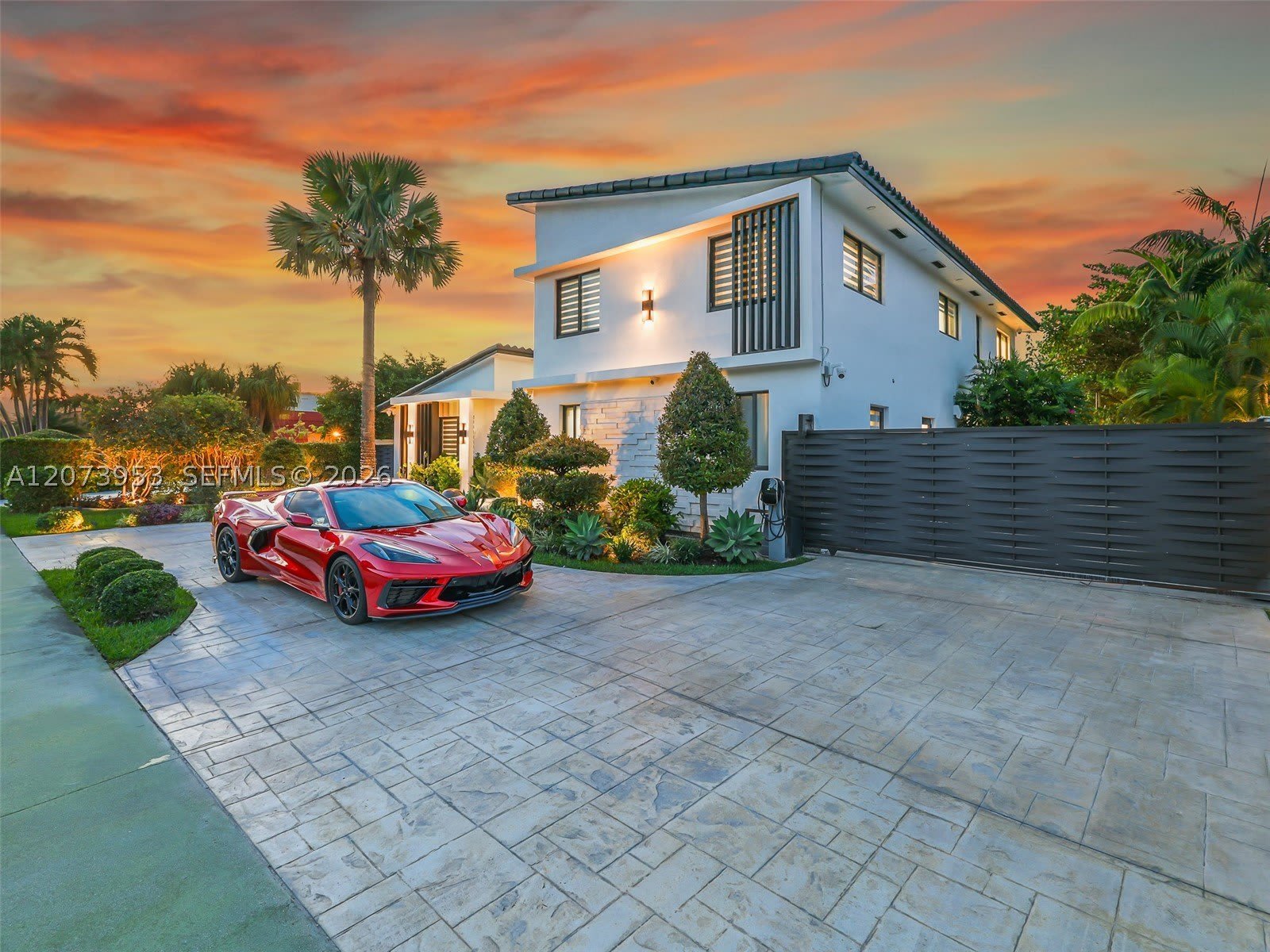 8761 SW 56th St – photo 4