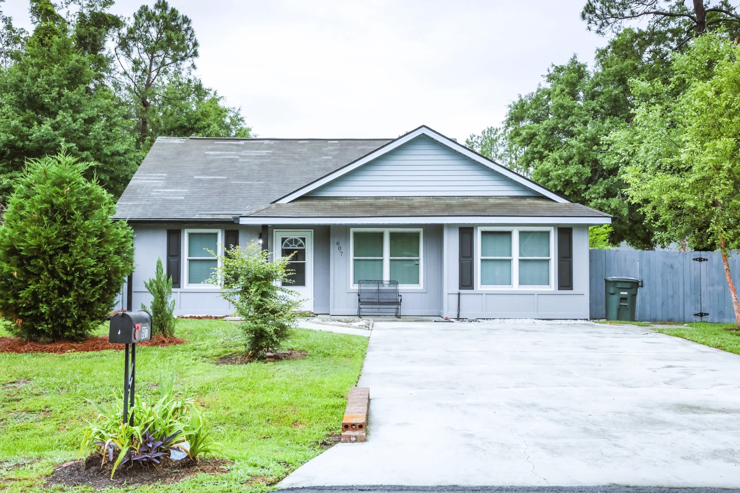 607 Scott St – photo 1