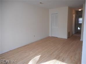 718 W Queen Street – photo 5