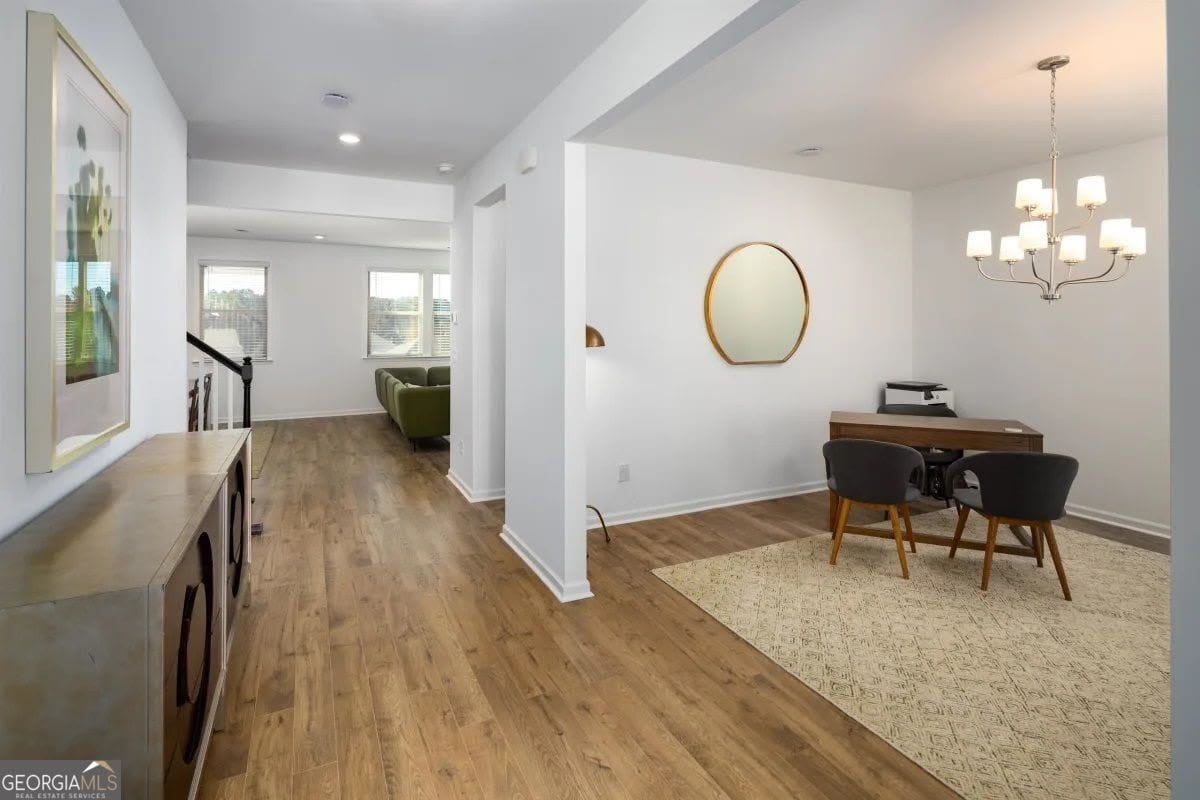 2319 Derrick Drive – photo 2