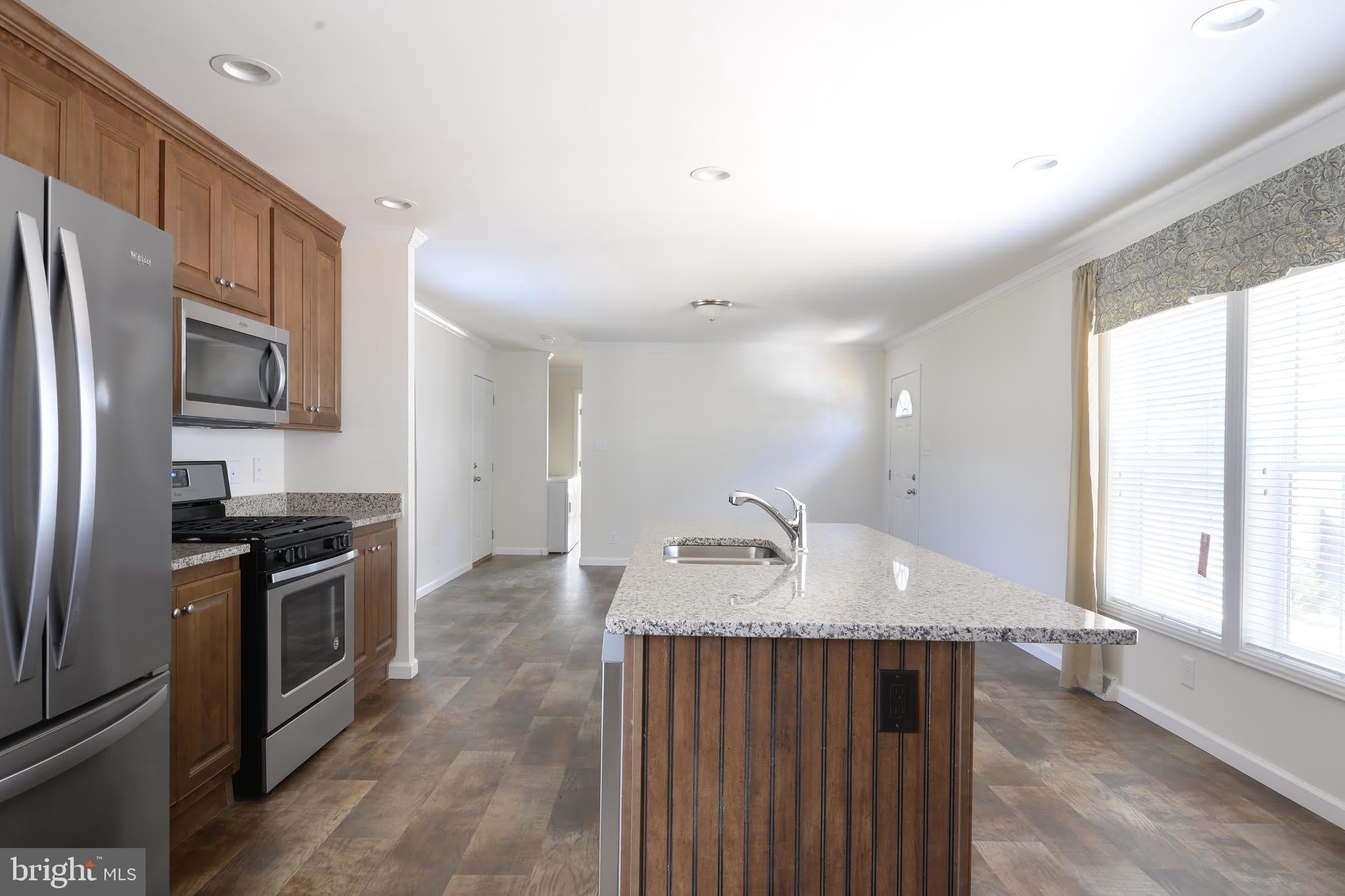 42 EDGEWATER Drive – photo 3