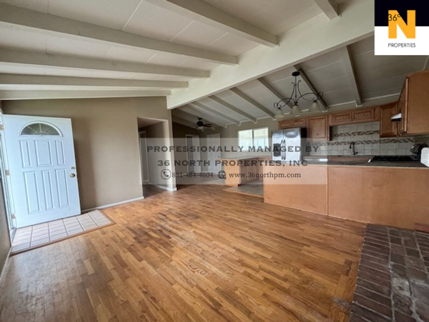 Charming Home in Sunny Seaside – photo 3