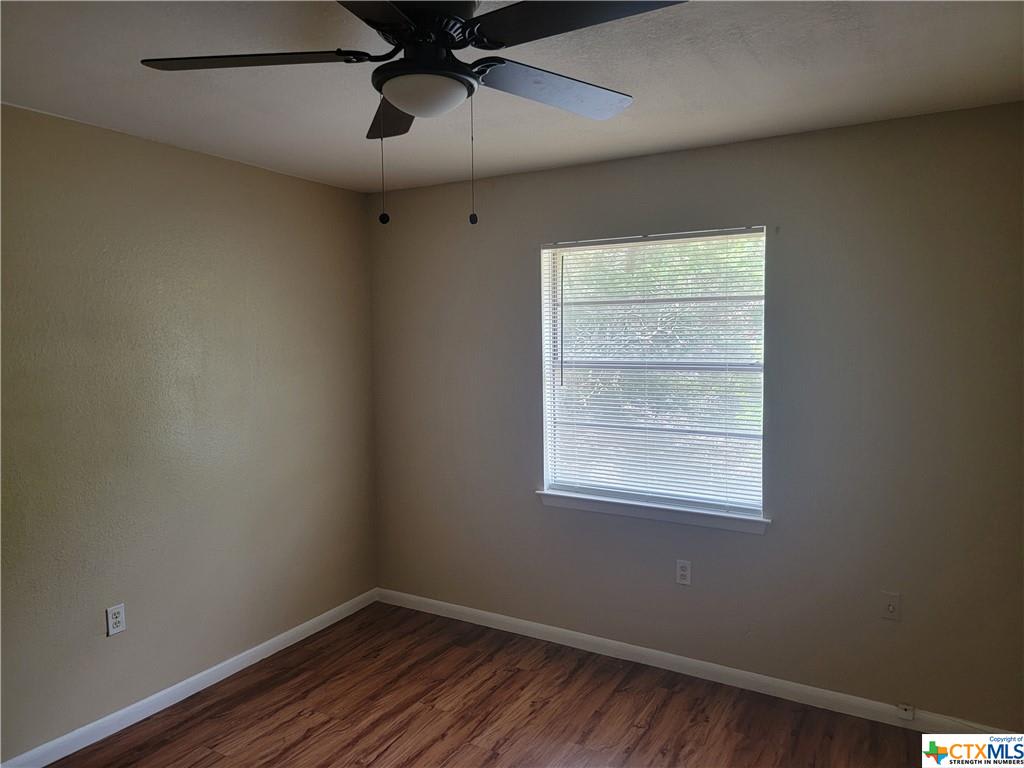 1302 Brown Drive, D – photo 4