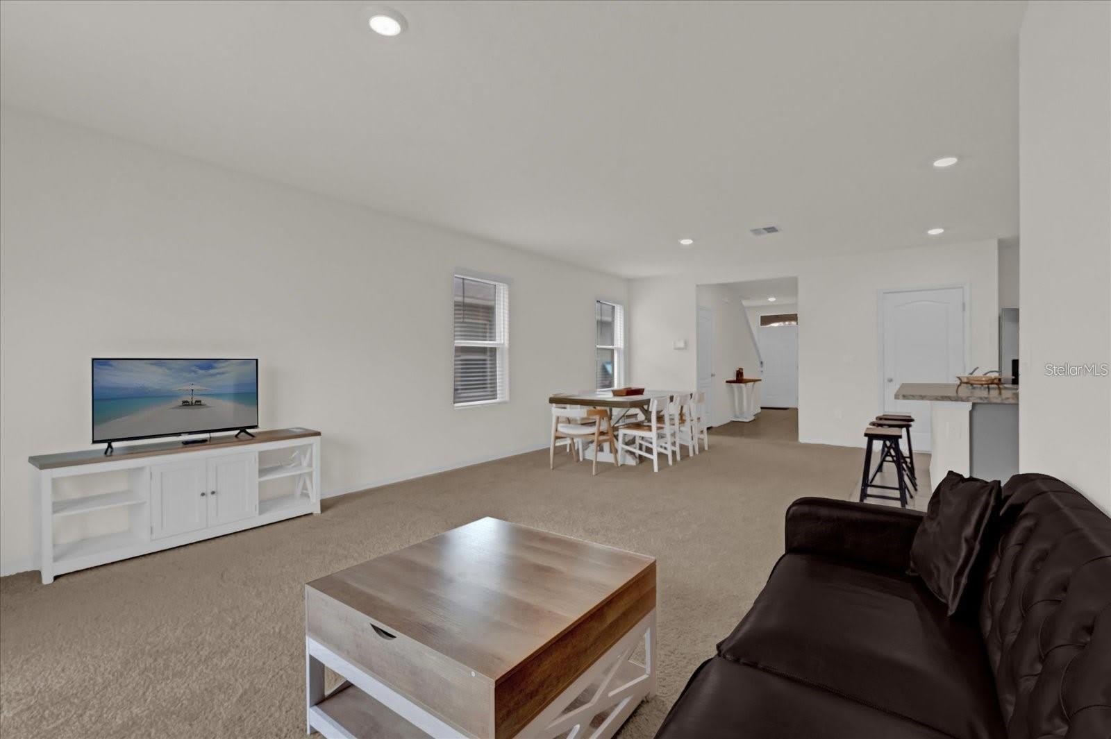 1444 BERRY Lane – photo 2