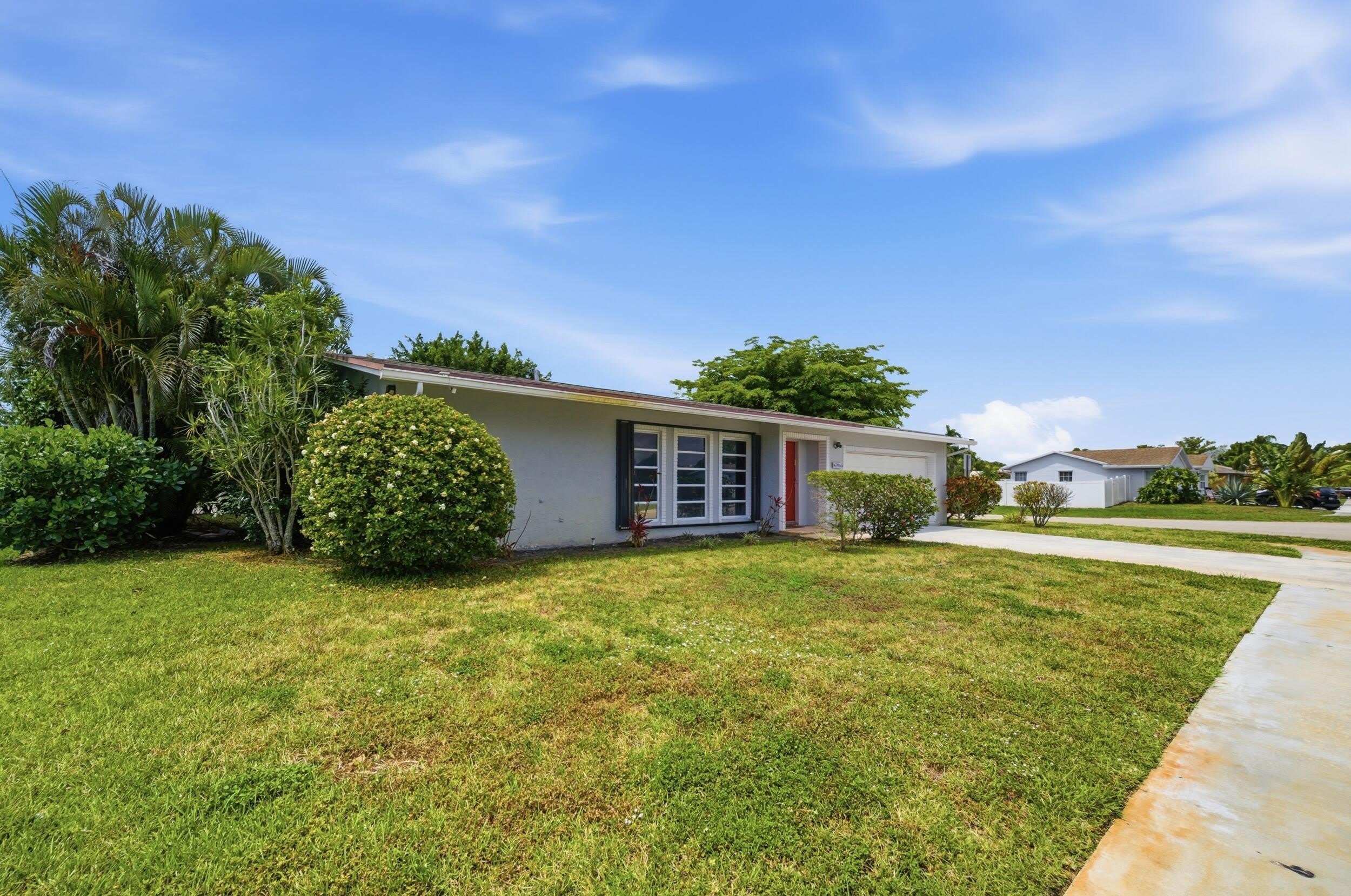 6396 Country Wood Way – photo 2