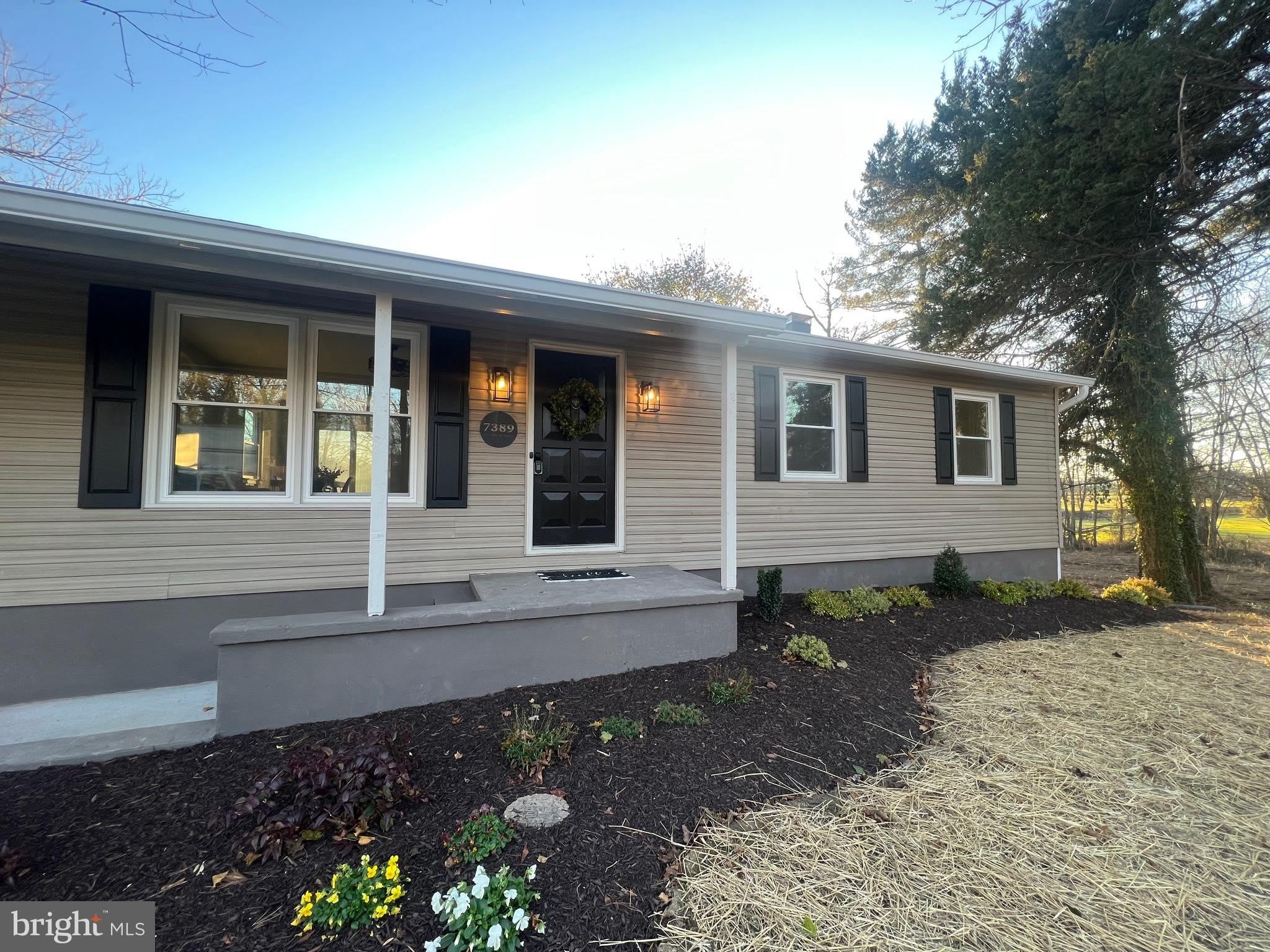 7389 BUNKER HILL Road – photo 3