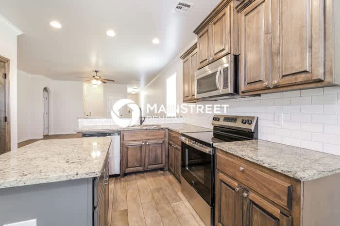 8345 Northwest 137th Street – photo 4