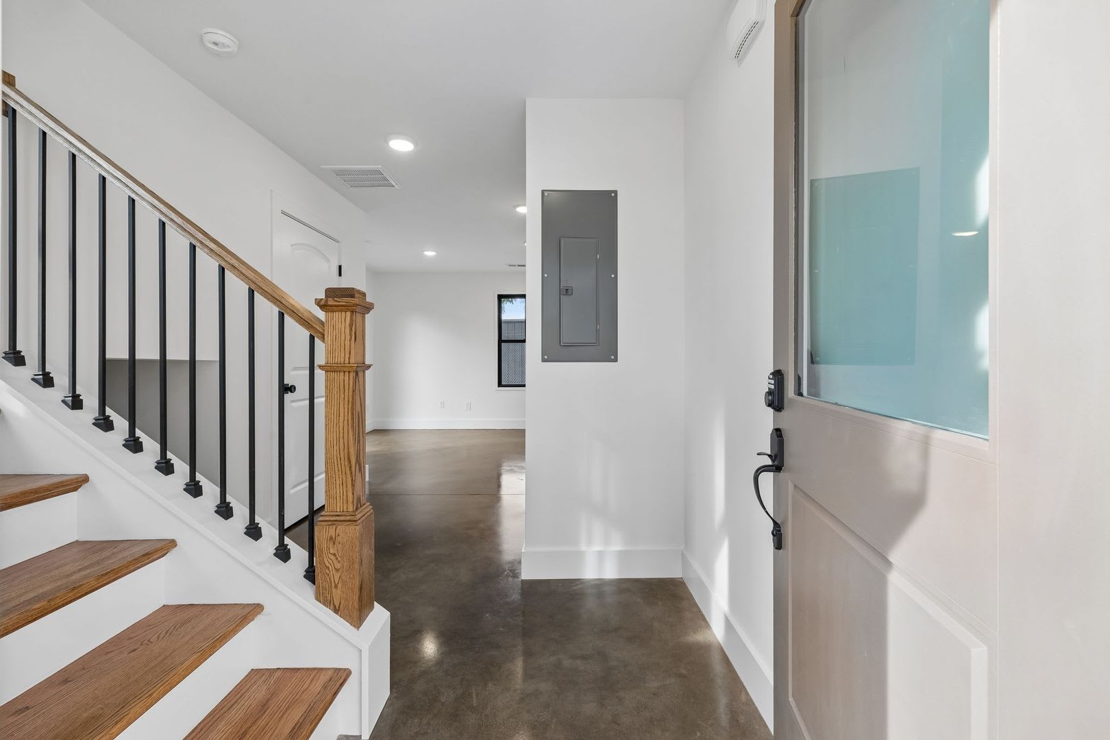 Fabulous 1 bedroom East Nashville New Construction – photo 2